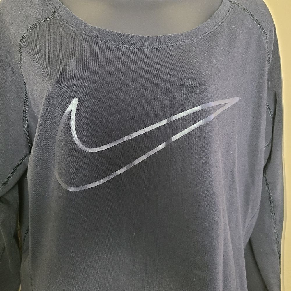Nike Dri-Fit Shirt - Picture 3 of 8